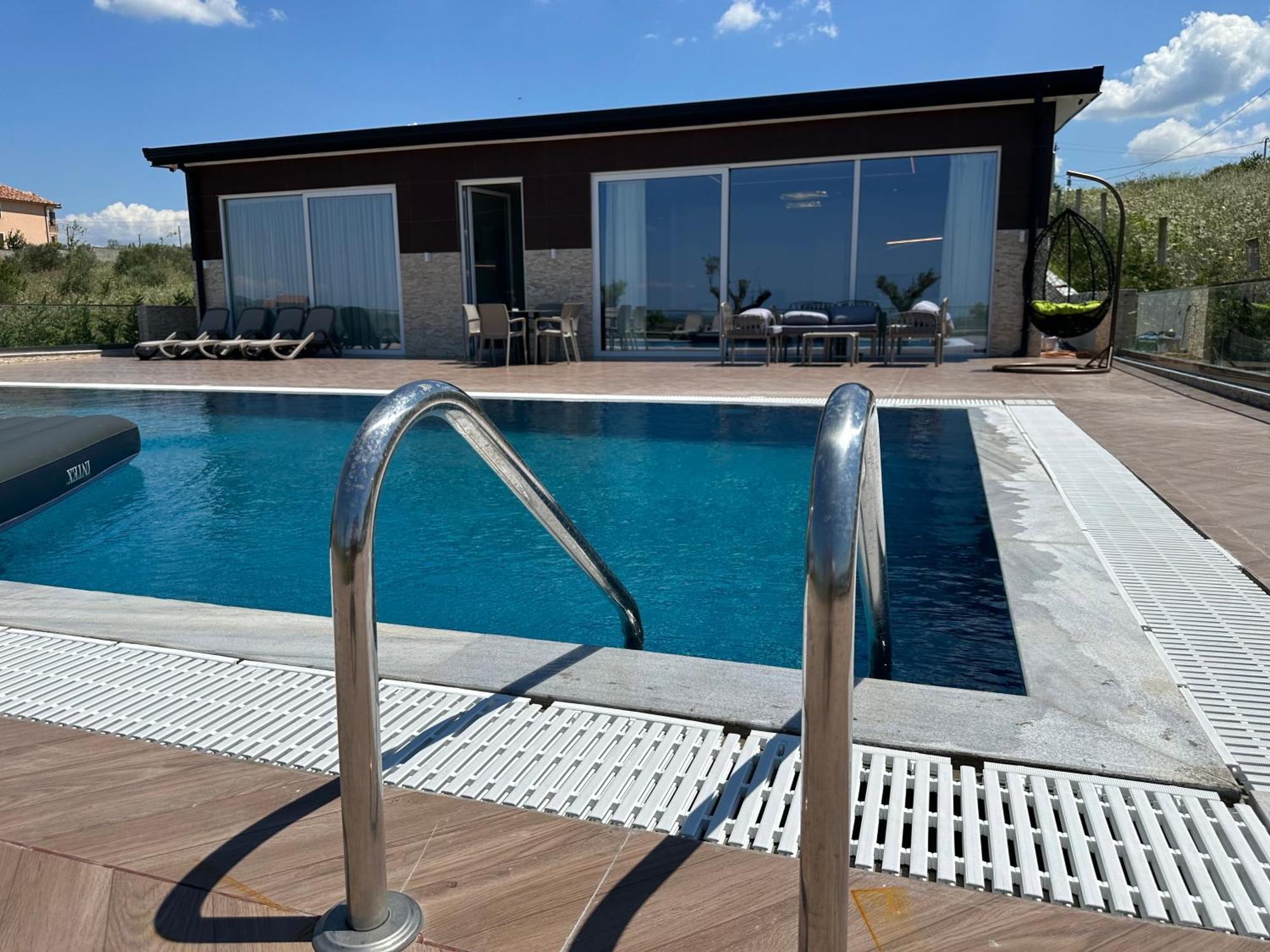 Top Villas ドゥラス エクステリア 写真
