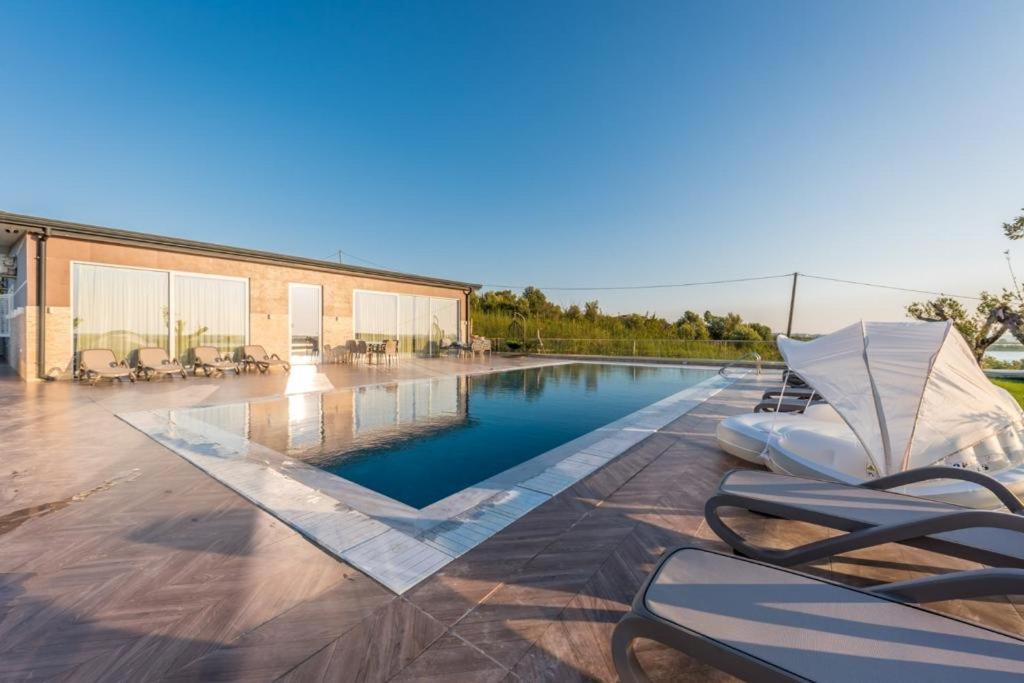 Top Villas ドゥラス エクステリア 写真