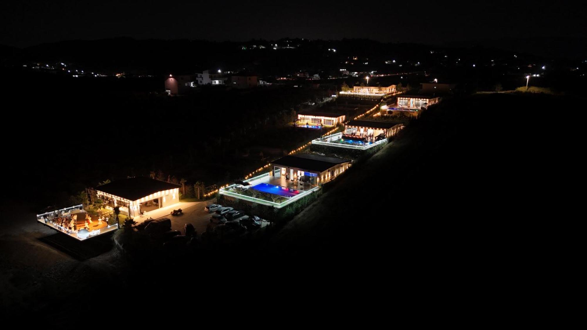Top Villas ドゥラス エクステリア 写真