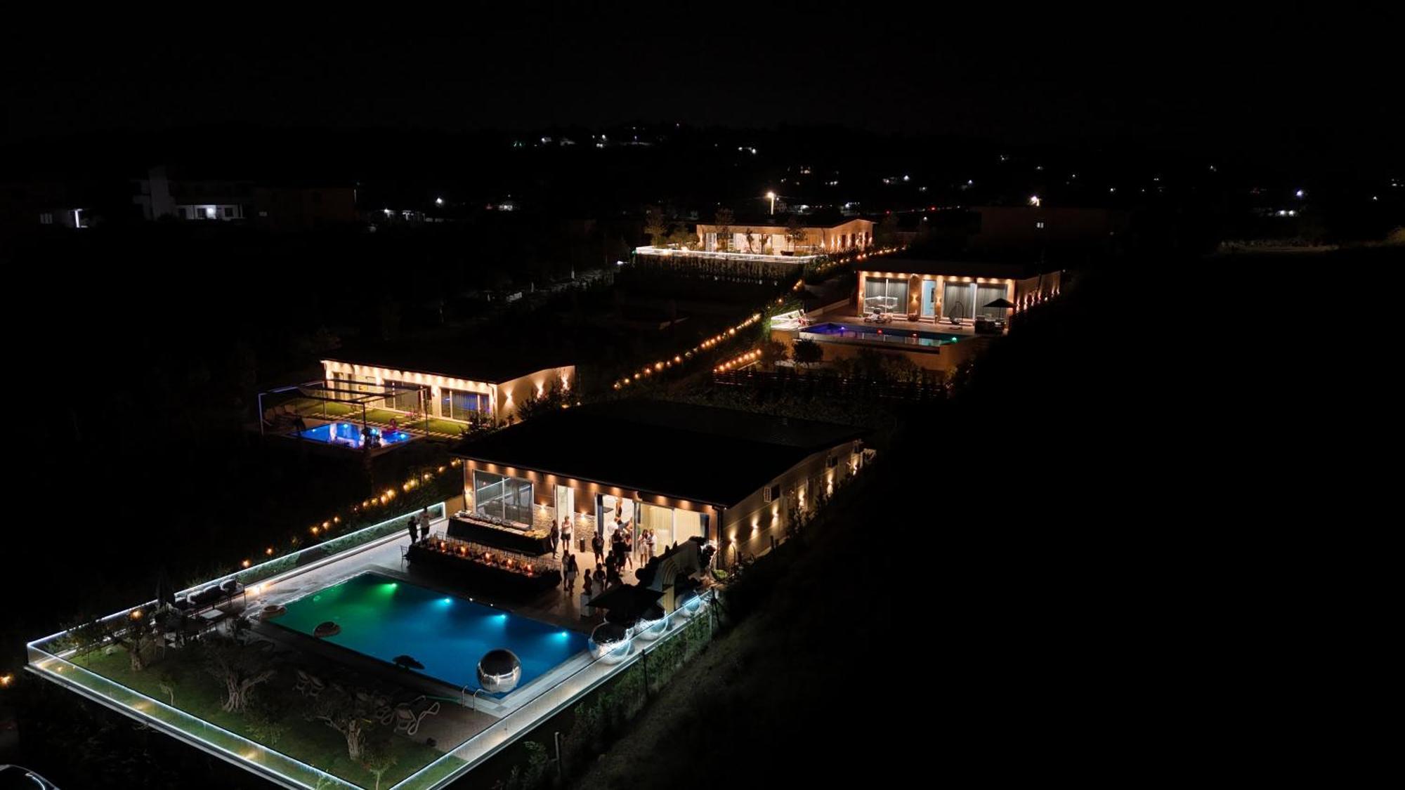 Top Villas ドゥラス エクステリア 写真